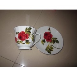 Deluxe 12 Pc. Cup and Saucer (Red Rose),8/C