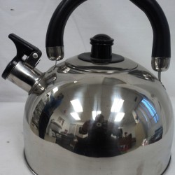 2.5 L Stainless Steel Tea Kettle With Bakelite Handle,12/C