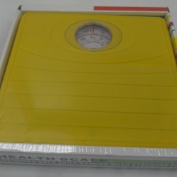 Deluxe Bathroom Scale,12/C M/6